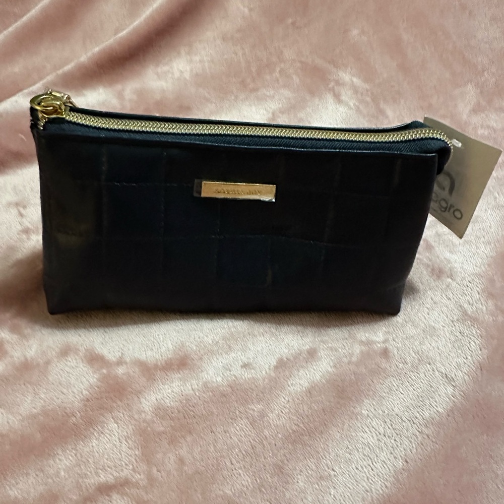 NEW Sophia Joy Elegant Navy Blue Clutch Bag with Zippered Top